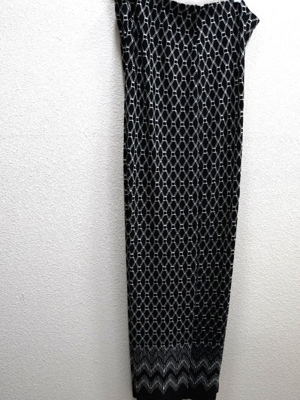 Chico's Travelers Black White Diamond Mix Wide Leg Pants size 1